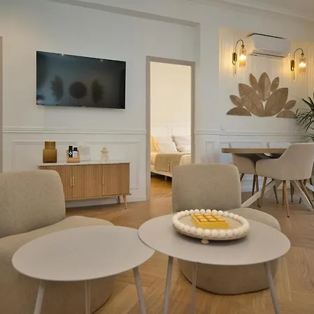 Апартаменты Charm Xxl Terrace *