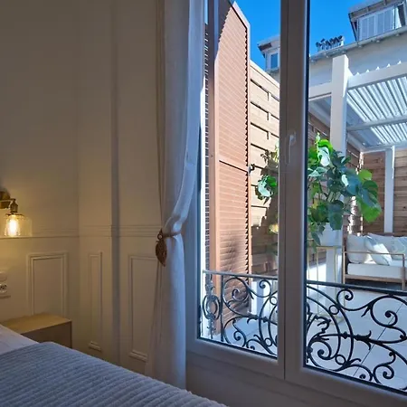 Charm Xxl Terrace Nicea