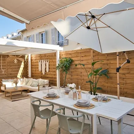 Charm Xxl Terrace Апартаменты *