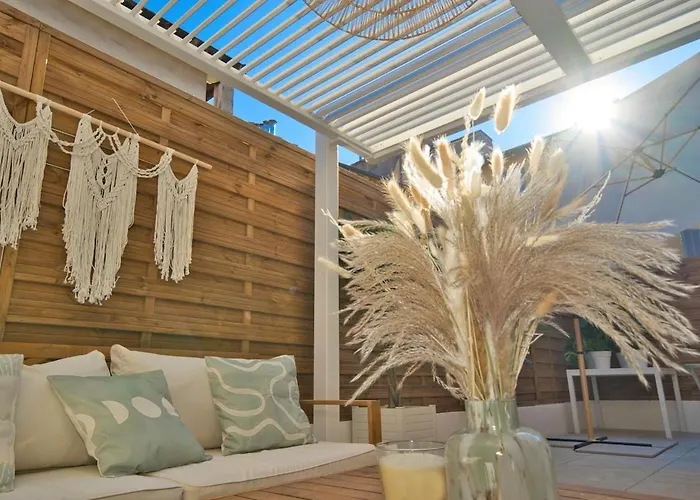 Charm Xxl Terrace Niza
